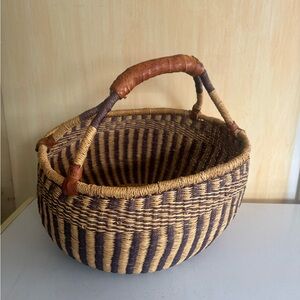 Handwoven Market Basket with Leather Handle